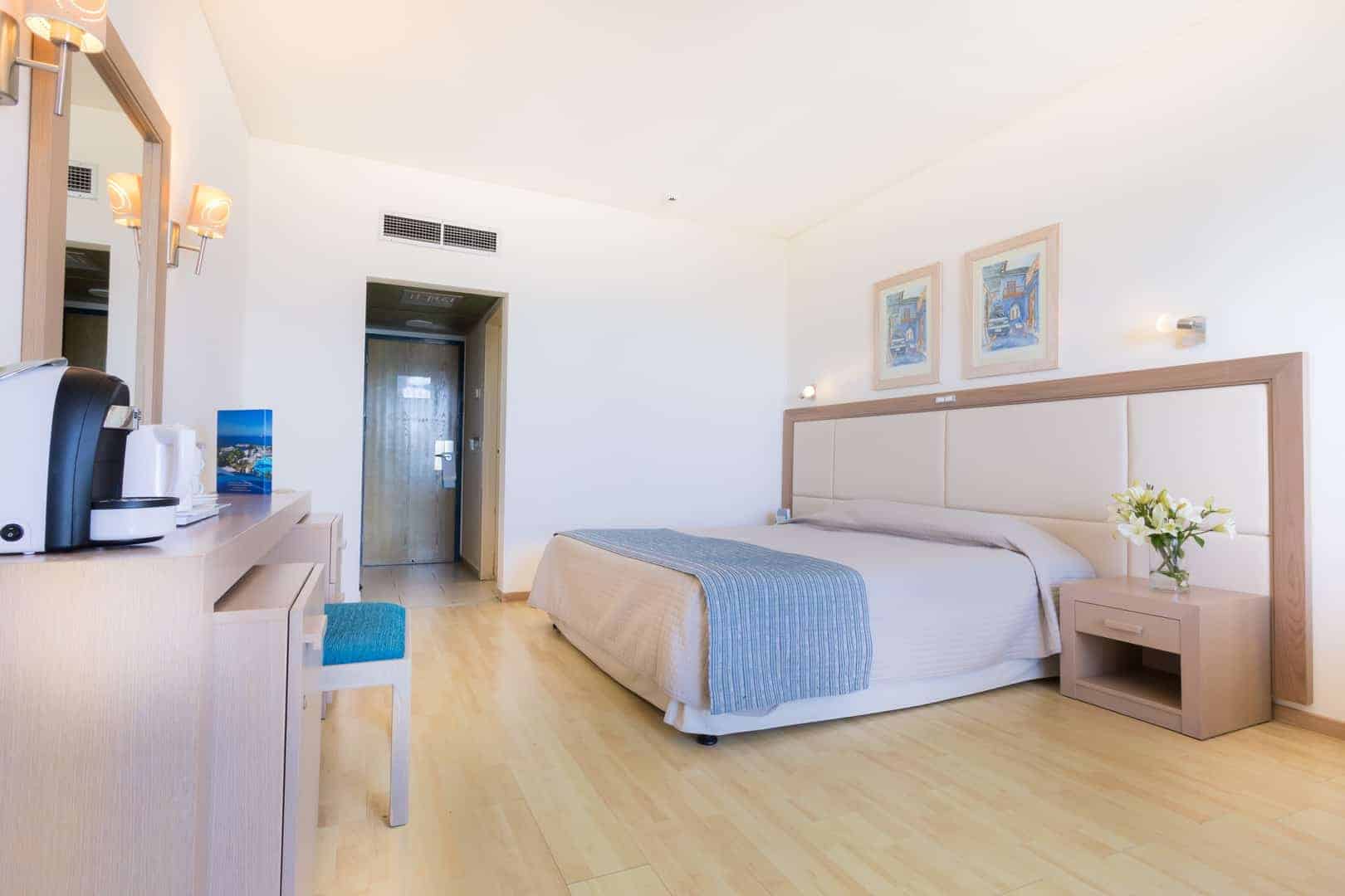 Disabled Friendly Room Golden Coast Hotel