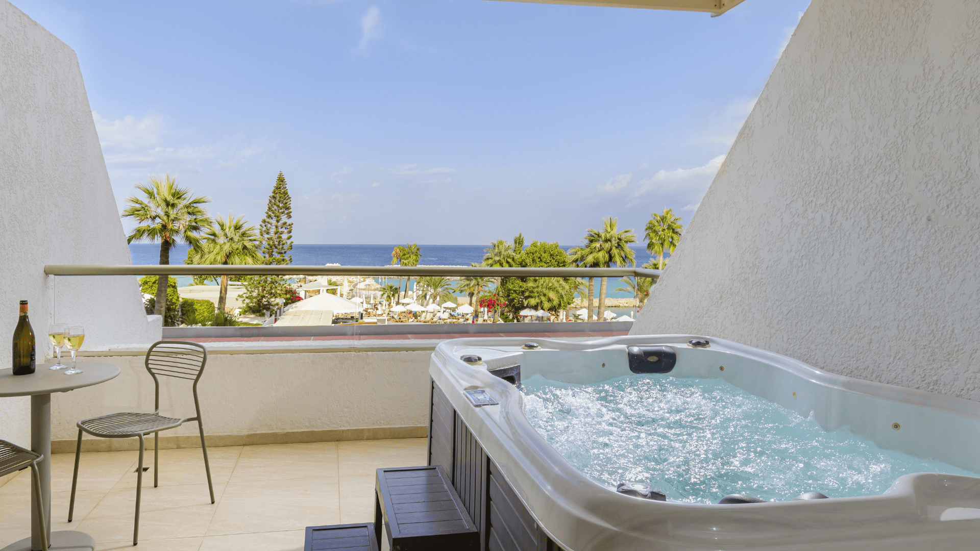 Superior Sea View with Outdoor Hot Tub